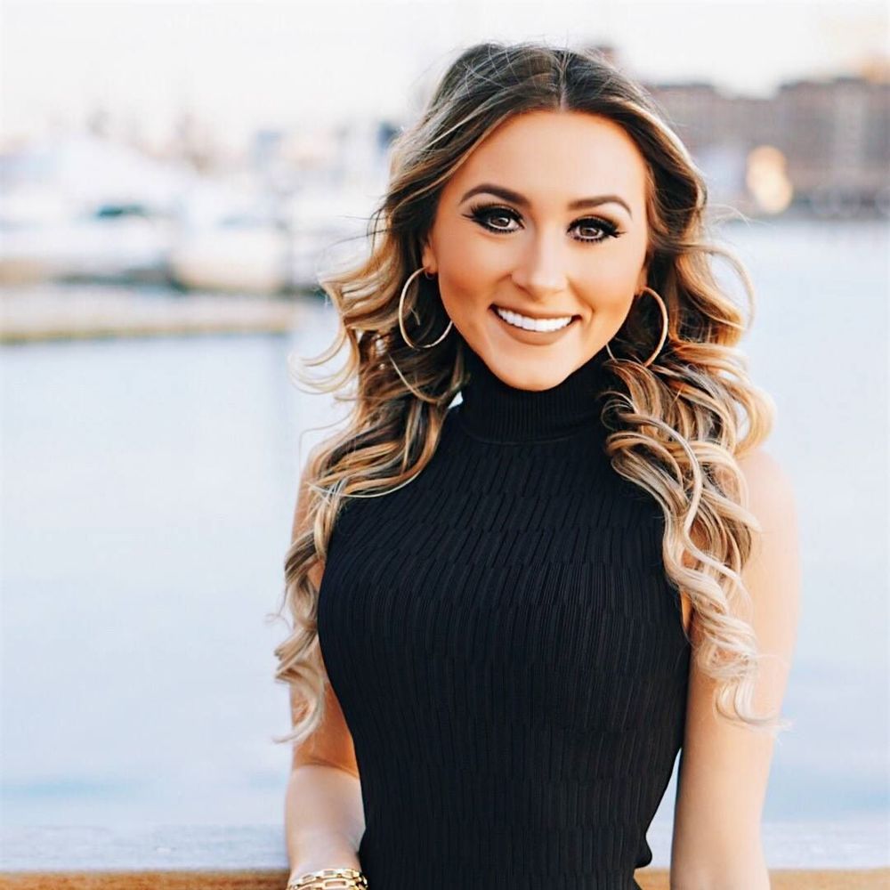 Meet your Posher, Lauren